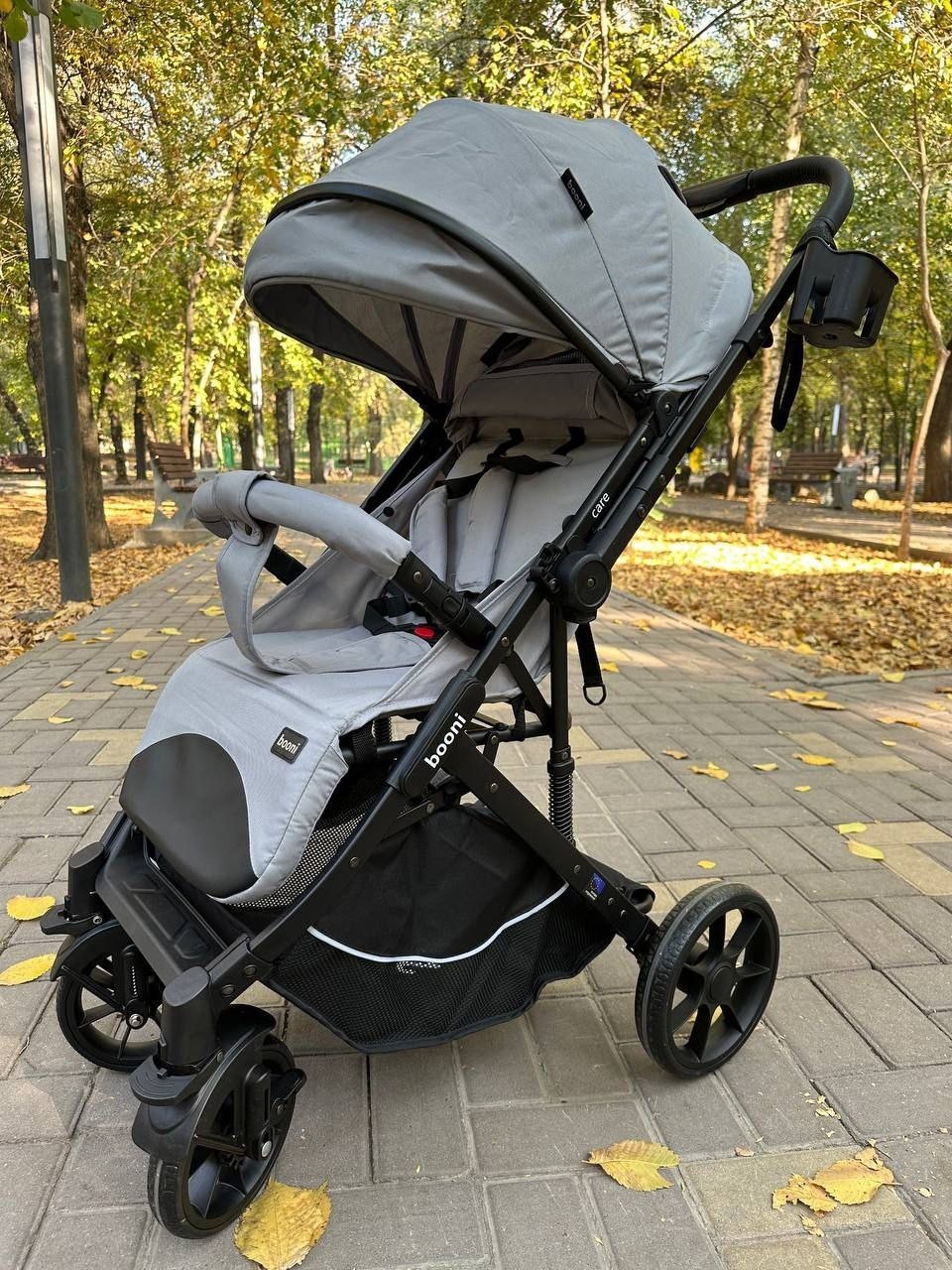 Коляска прогулочная Booni Care, серый